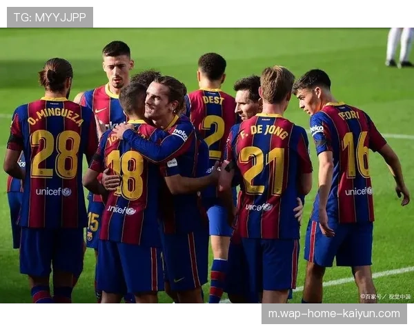 纽卡斯尔后卫舍尔伤缺 对阵巴萨高空防守存在隐患 纽卡斯尔后卫舍尔伤缺 对阵巴萨高空防守存在隐患